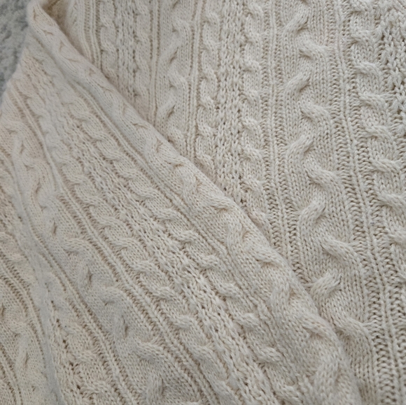 Oak And Fort Light Cream Cable Knit Cardigian - Picture 3 of 7